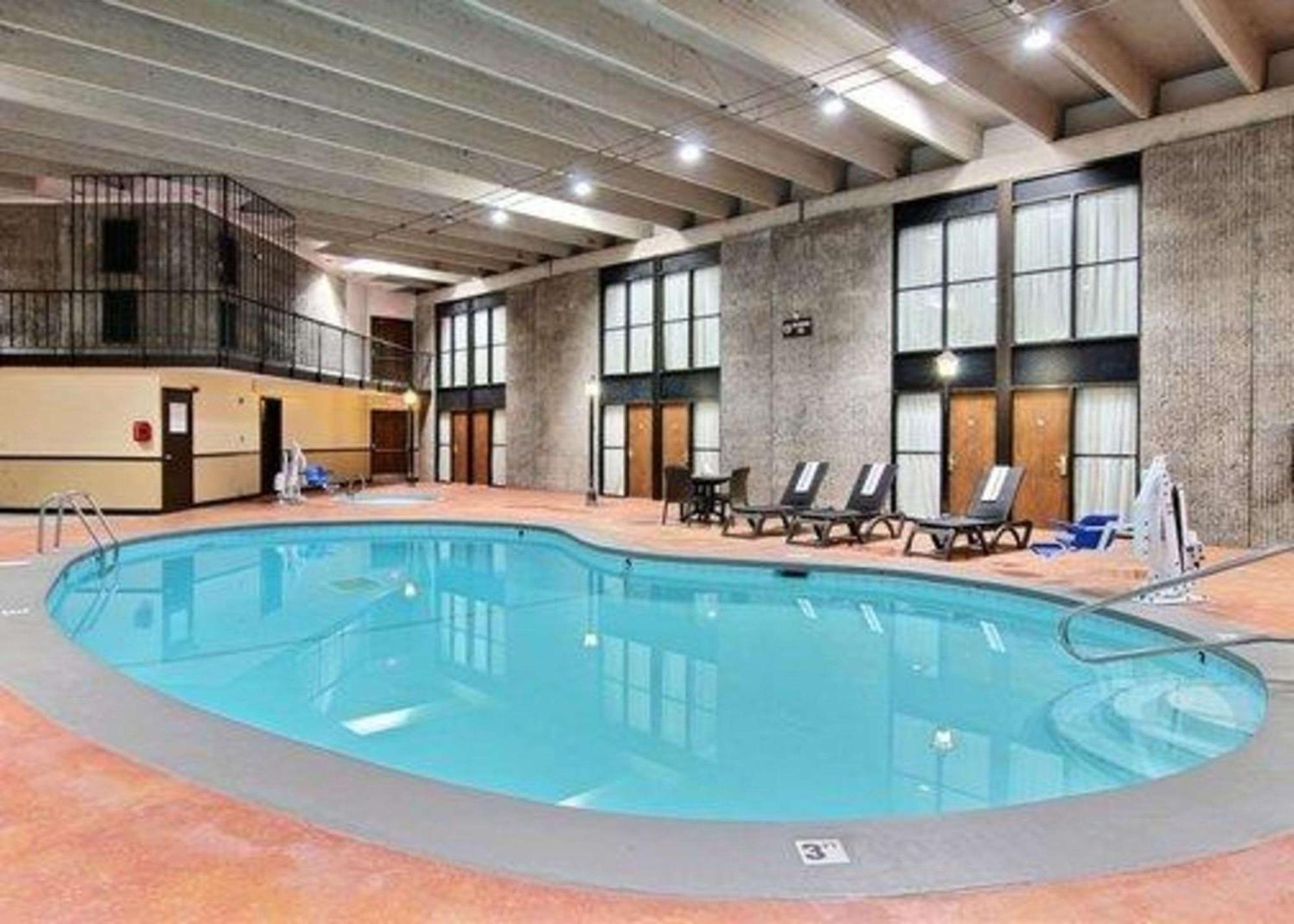 Quality Inn Thief River Falls Exterior foto
