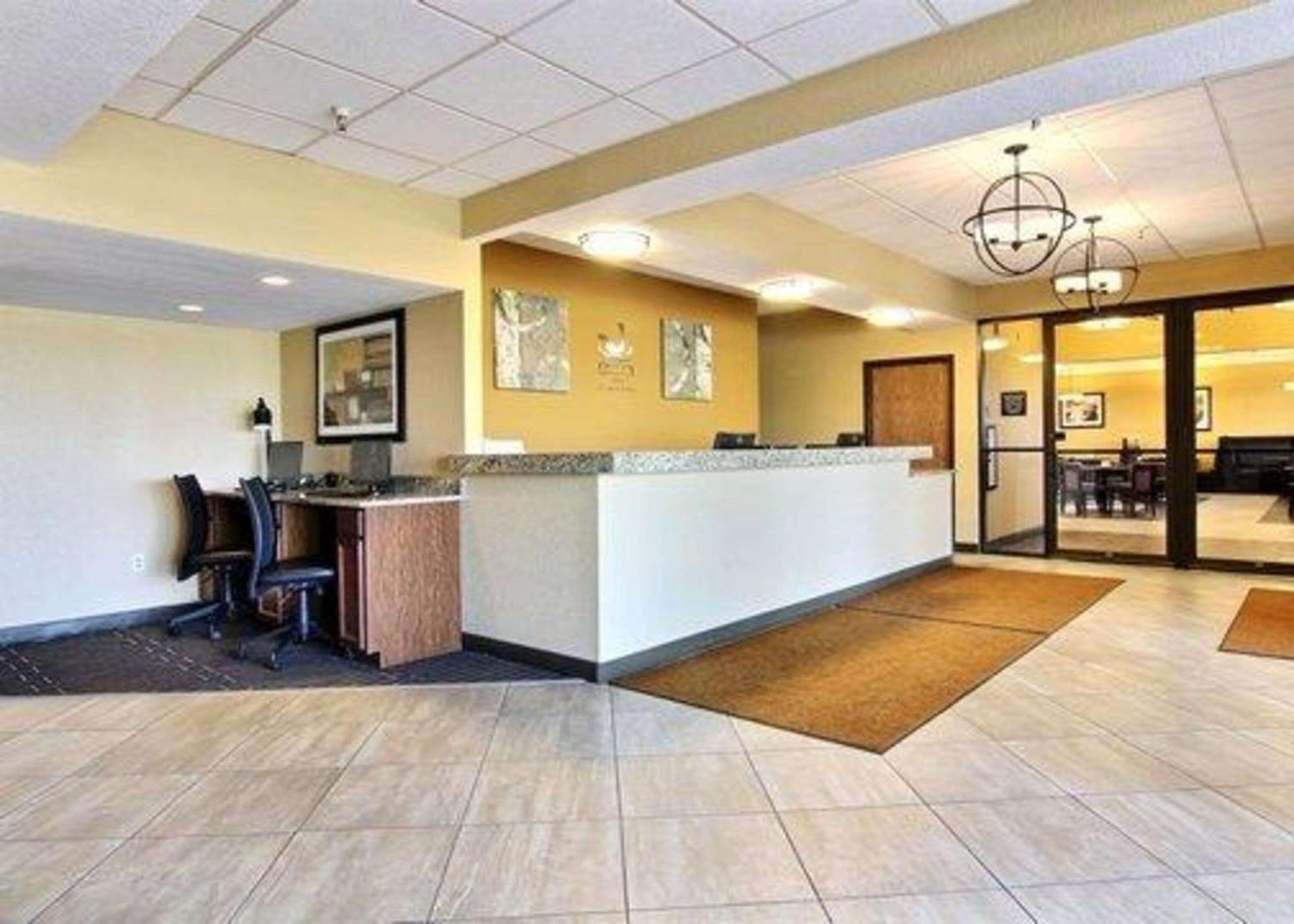 Quality Inn Thief River Falls Exterior foto
