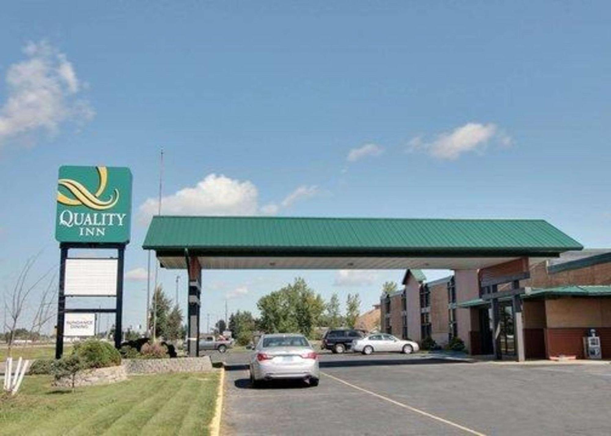 Quality Inn Thief River Falls Exterior foto
